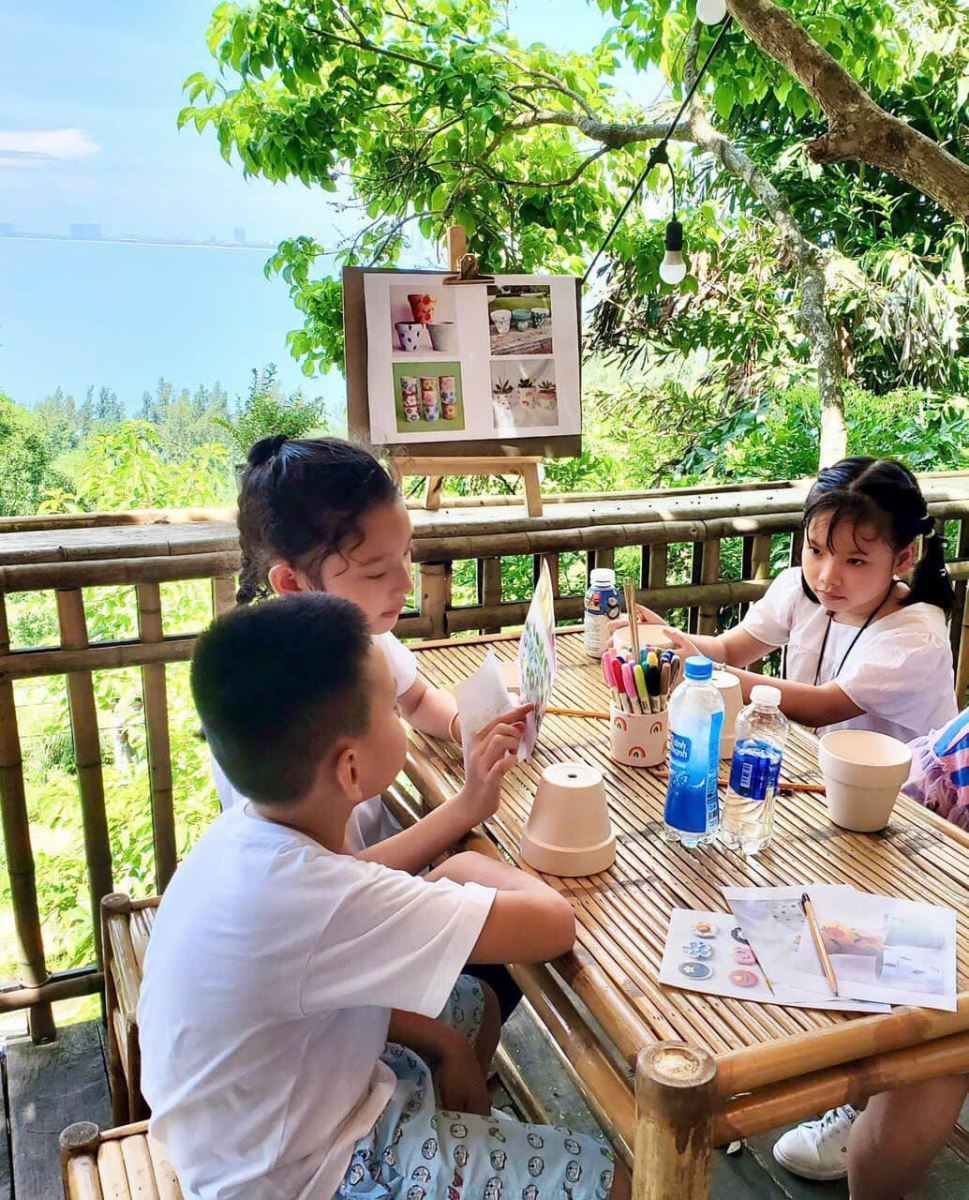 Hoạt động nhà trường, sinh viên
